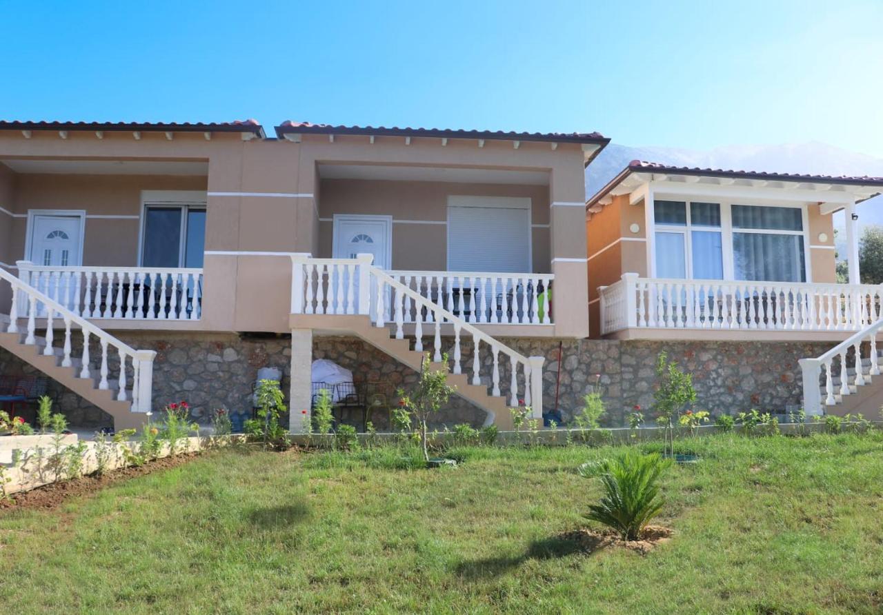 Essos Villas Dhërmi 외부 사진