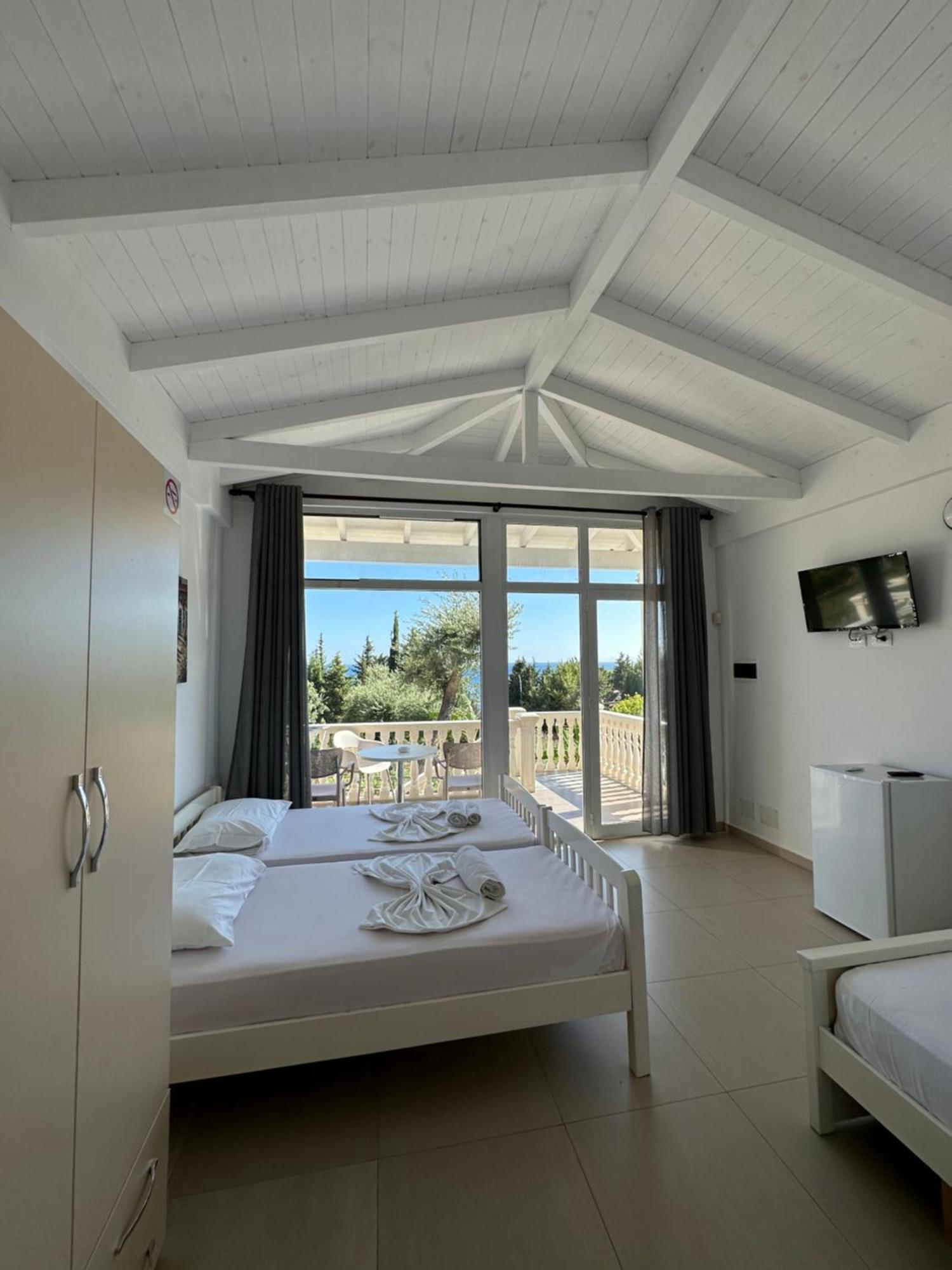 Essos Villas Dhërmi 외부 사진