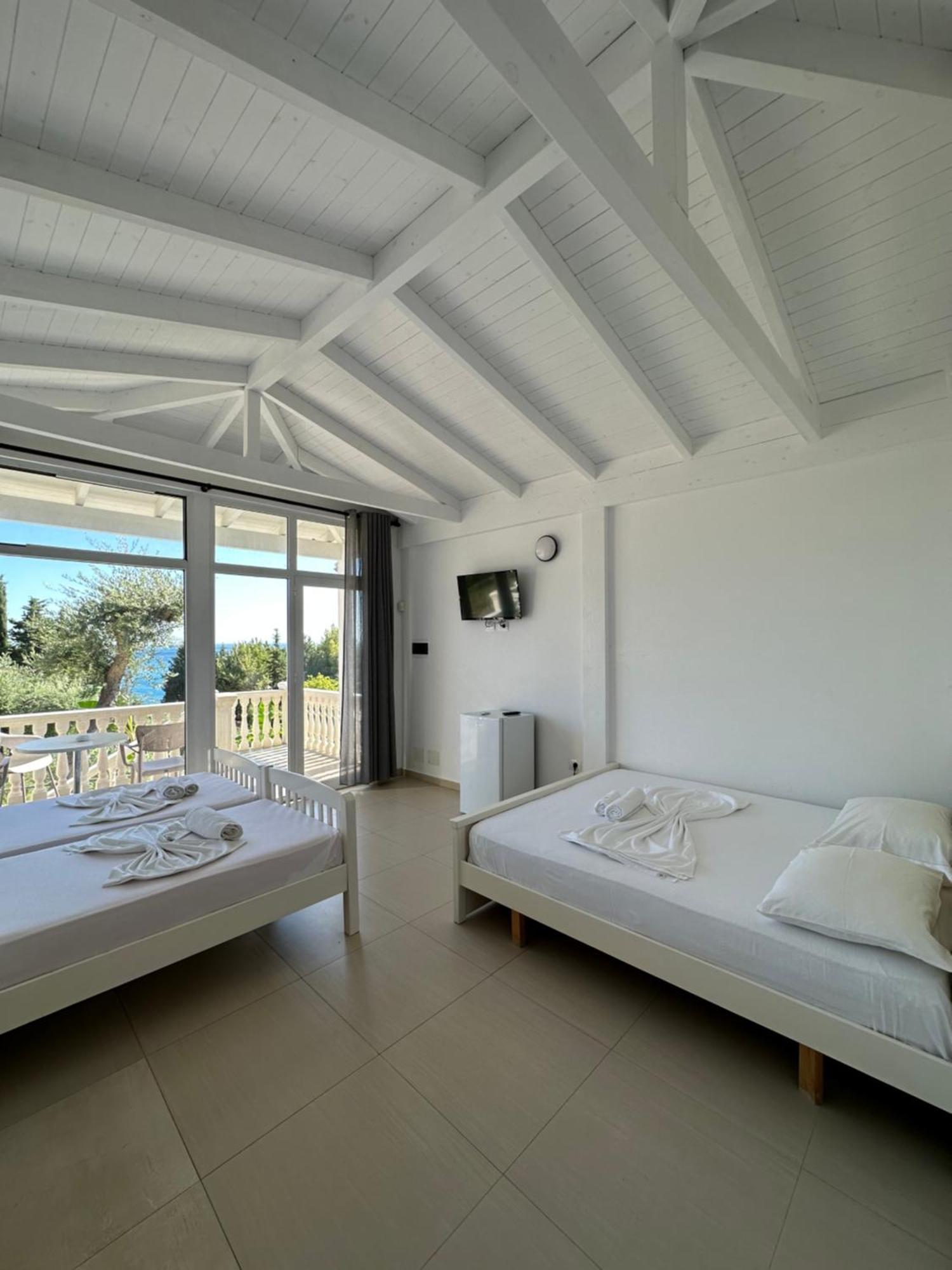 Essos Villas Dhërmi 외부 사진
