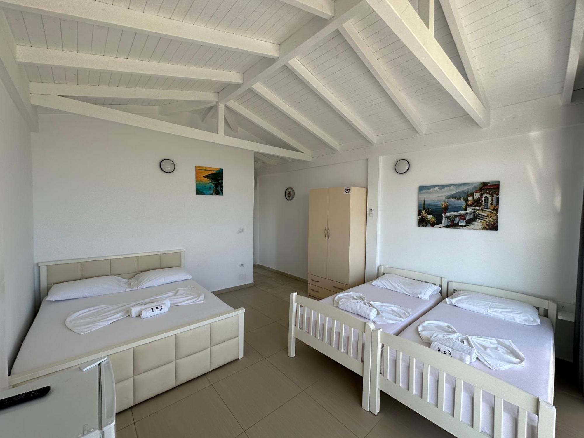 Essos Villas Dhërmi 외부 사진