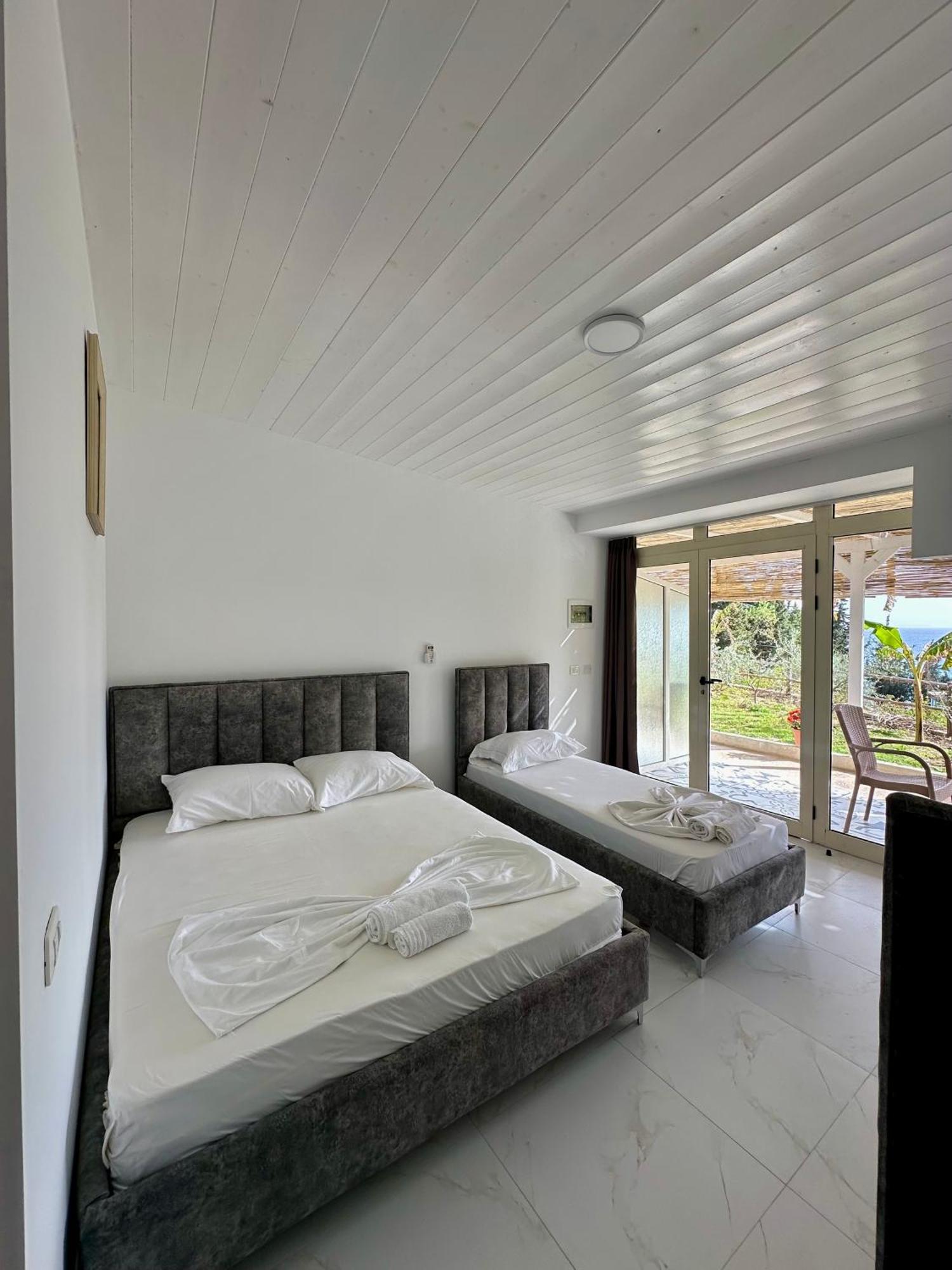 Essos Villas Dhërmi 외부 사진
