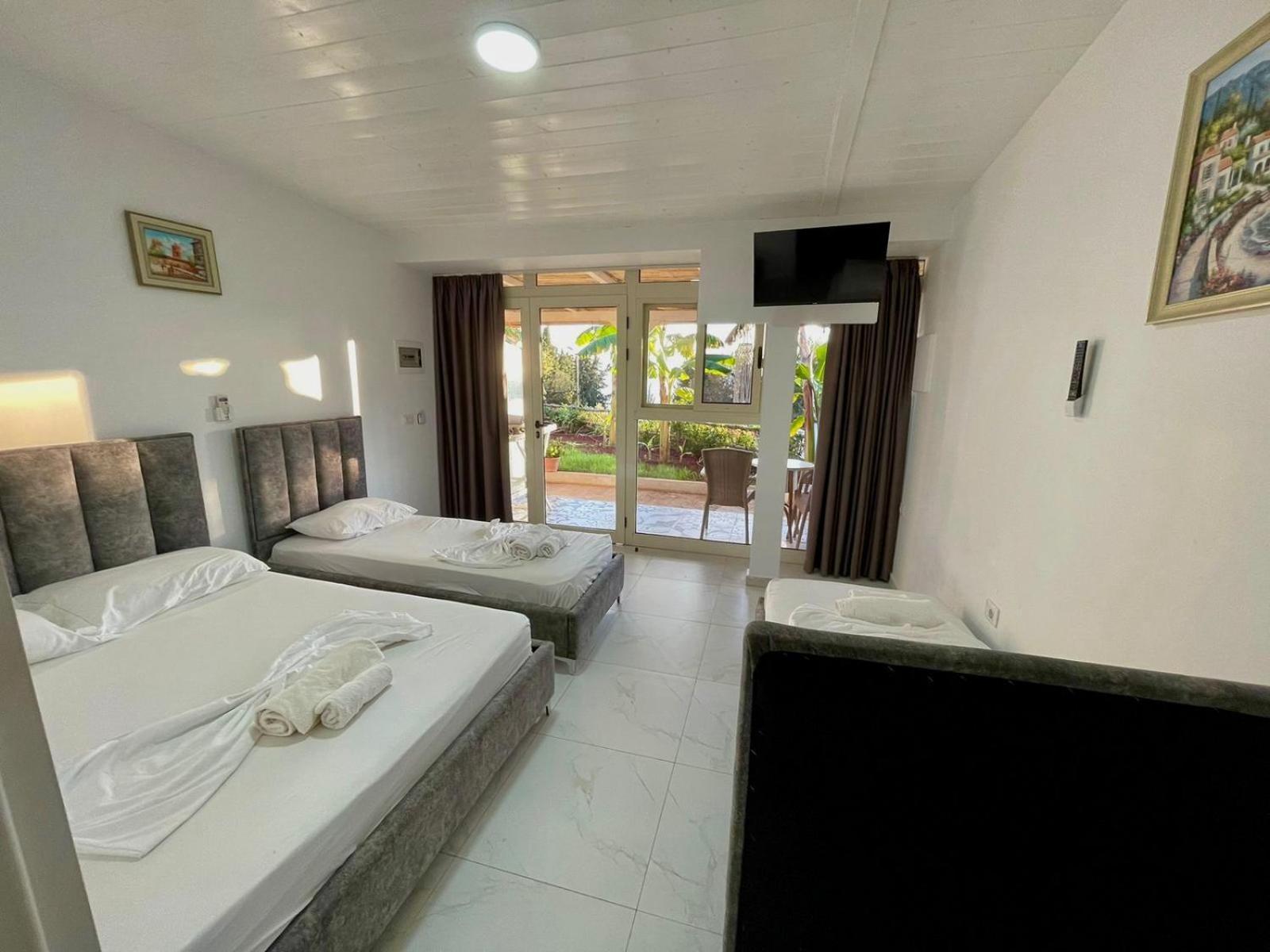 Essos Villas Dhërmi 외부 사진