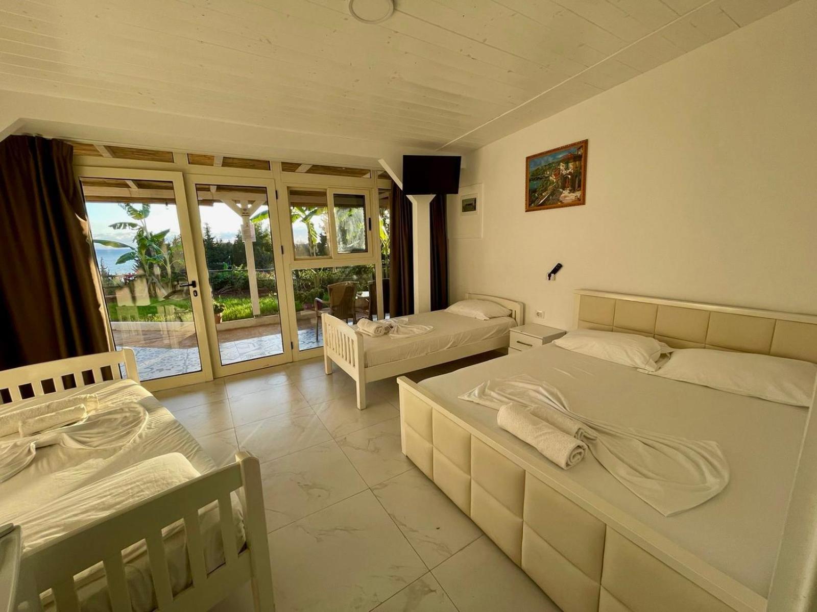 Essos Villas Dhërmi 외부 사진