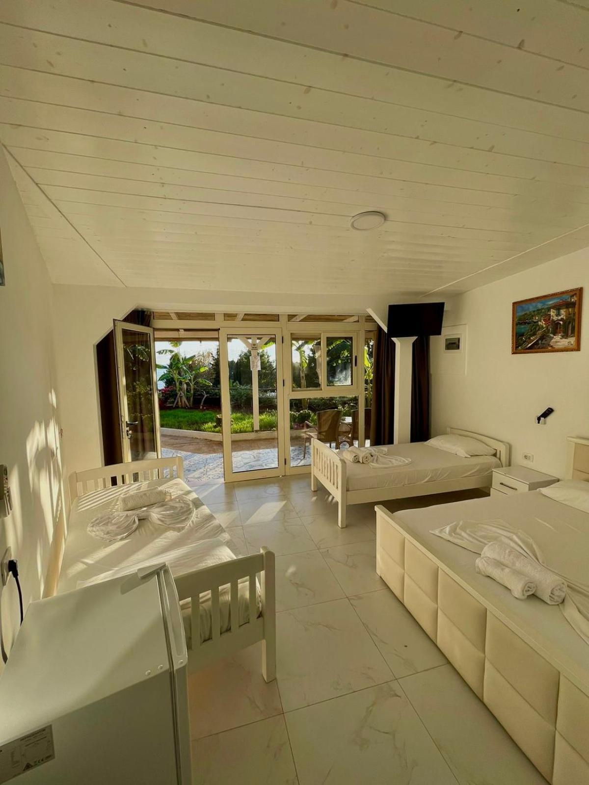 Essos Villas Dhërmi 외부 사진